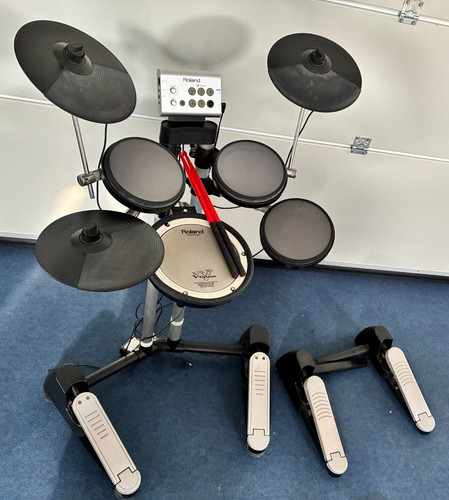 Roland drum set - roland, --