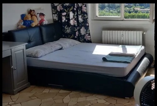 Letto matrimoniale imbottito