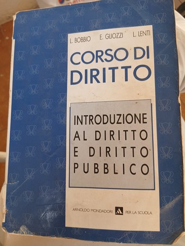 Libro corso di diritto - corso,
