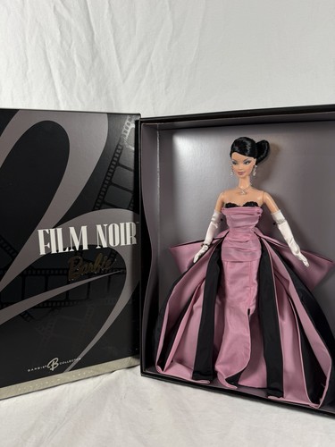 Film noir barbie - film, 2006