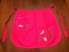 Red Fuchsia Tending Pocket