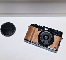 Fujifilm X100T APS-C - 23 mm
