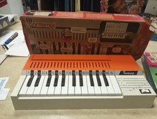 Pianola elettronica vintage - pianola,