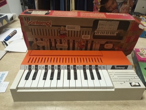 Pianola elettronica vintage - pianola,