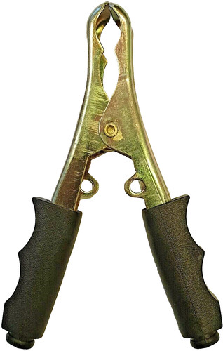 Pinza nera isolata - nera,