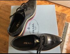 Scarpe Donna stringata PRADA    punta Fiore con plateau .