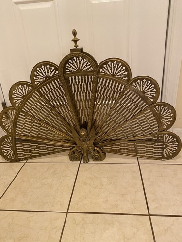 Schermo per camino ventilatore