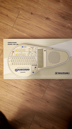 Suzuki omnichord 108 - suzuki,