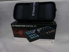 Native Instruments Traktor Kontrol X1 MK2 Performance DJ Controller