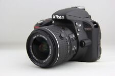Nikon D3300 con AF-S Nikkor 18-55 1:3.5-5.6 VR # 11303
