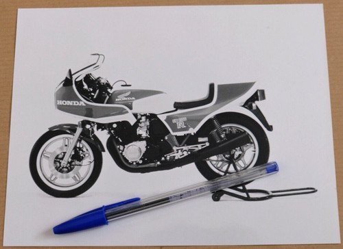 Honda 1100r motorbike photo - honda,