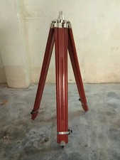 Treppiede in legno da