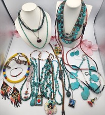 Grande lotto di gioielli