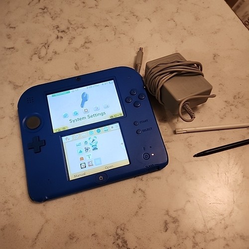 Nintendo 2ds electric blue - electric,