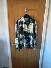 Camicia in raso modello verde