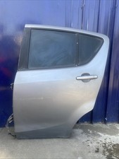 SPORTELLO PORTA  POSTERIORE SINISTRO SUZUKI SPLASH 2008-2015