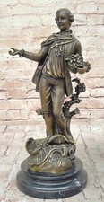 Statuina in bronzo firmata