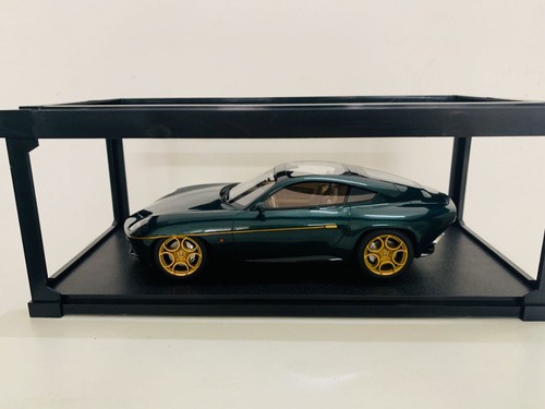 Modellino auto turismo