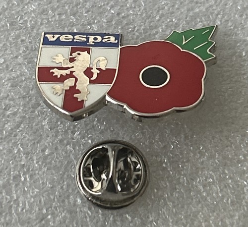 Vespa rider enamel badge - rider,