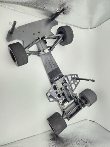 Kyosho rolling chassis - 1/10,