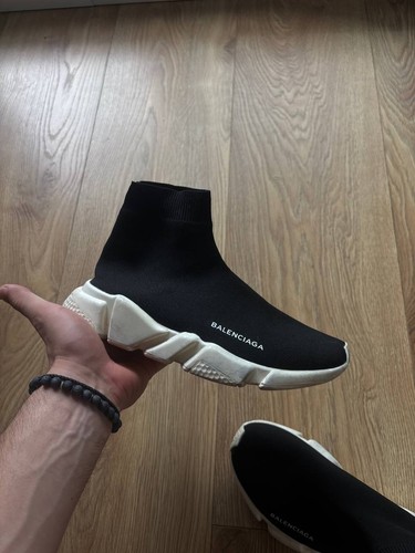 Autentiche scarpe calzini