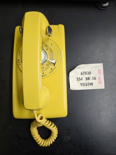 Telefono vintage giallo - telefono,