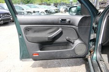 1x Golf 4 Bora pannello porta