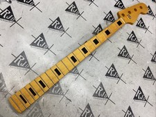 Basso elettrico Jazz J Bass