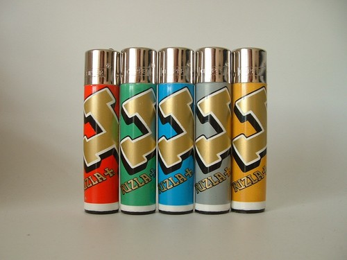 Rizla cigarette rolling - cigarette,