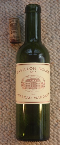 Pavillon rouge château - pavillon,