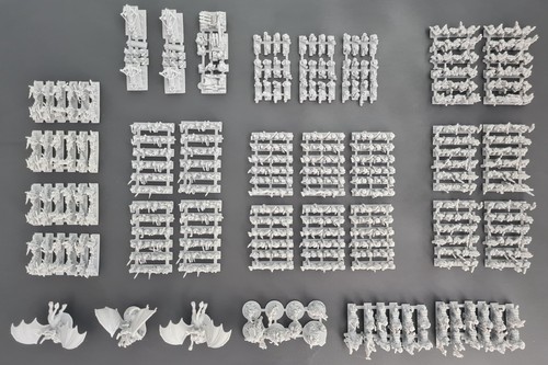 Massive 2000pt esercito - +,