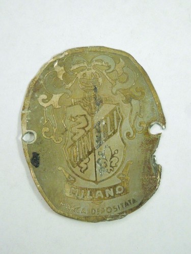 Stemma distintivo testa