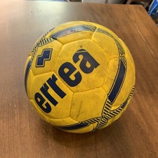 Pallone Errea Giallo Da Campo Lega Pro Lucchese Serie C Size 5