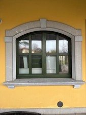 Serramenti (finestre + porte ingresso) )In legno con vetrocamera