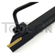 UTENSILE DA TAGLIO PER TORNIO