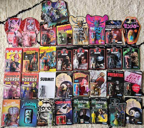 Action figure super7 - figure, reaction