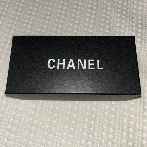 Chanel sunglasses black - cc,