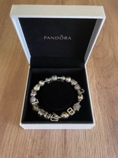 Bracciale pandora con charms - pandora,