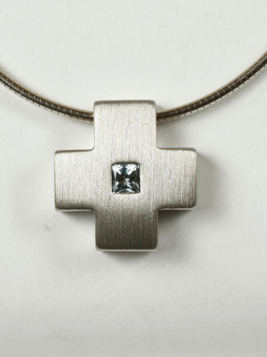 Ciondolo croce oro bianco 585