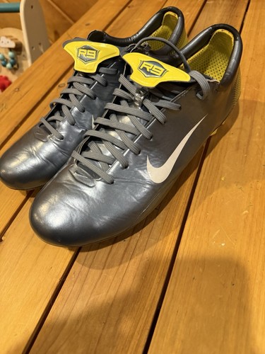 Nike mercurial vapor iii - nike,