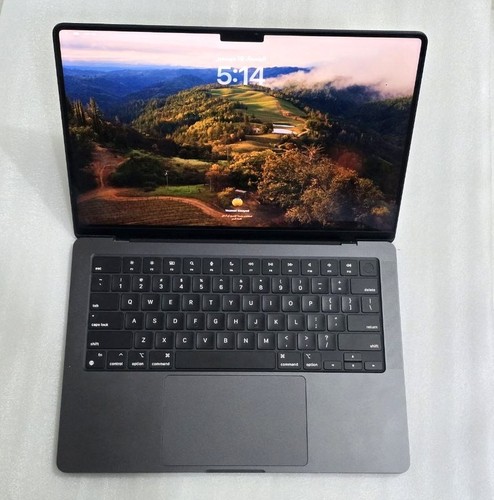Apple mac book - 14", m3