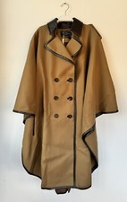 Mantella Salvatore Ferragamo