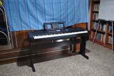 Tastiera Yamaha DGX-650