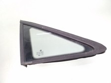 Vetro finestrino triangolo