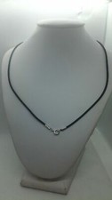 Collana filo caucciu nero con - caucciu',