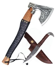 Ascia vichinga con coltello