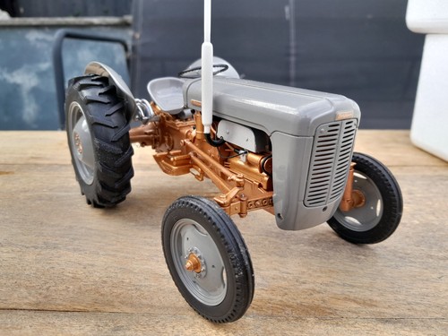 Ferguson grigio oro - fe, grigio/oro