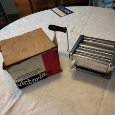 Macchina vintage manuale Per Pasta Fresca Victoria