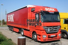 Truck photo Mercedes-Benz Actros 1844 Tarpaulin trailer Germany red BORK #b2vx