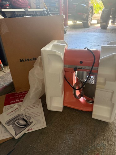 New kitchenaid artisan qt - new, 5-qt